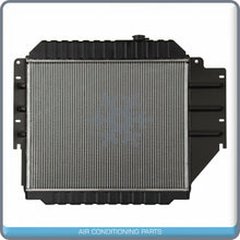 Cargar imagen en el visor de la galería, Radiator for Ford E-150, E-250, E-350 Econoline QOA - Qualy Air