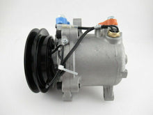 Cargar imagen en el visor de la galería, A/C Compressor SV06E fits Kubota KX080-3, KX121, KX121-3 - Qualy Air