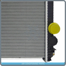 Cargar imagen en el visor de la galería, NEW Radiator for Freightliner Columbia, FLD132, M2 112, Business Class M2.. QL - Qualy Air
