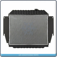 Cargar imagen en el visor de la galería, NEW Radiator for Ford E-150 Econoline, E-250, E-350 Econoline 1992-1996 - Qualy Air