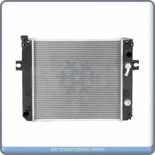 Cargar imagen en el visor de la galería, New Radiator For Komatsu Forklift 16 7/8&quot; x 17 13/16&quot; QL - Qualy Air