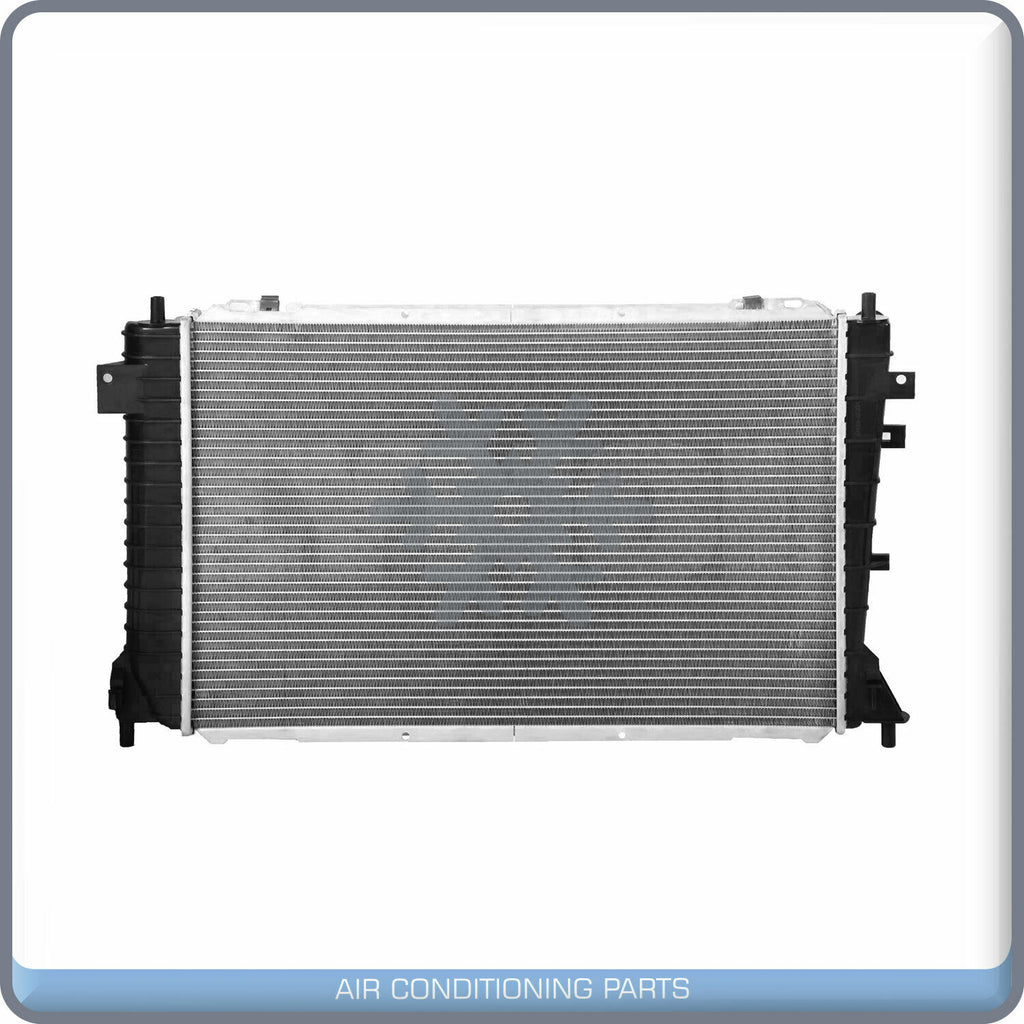 Radiator for Ford Crown Victoria, Grand Marquis / Lincoln Town Car / M... QL - Qualy Air