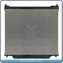 Cargar imagen en el visor de la galería, NEW Radiator for Ford E-150, E-250, E-350 Club Wagon, E-350 Econoline, E-.. - Qualy Air