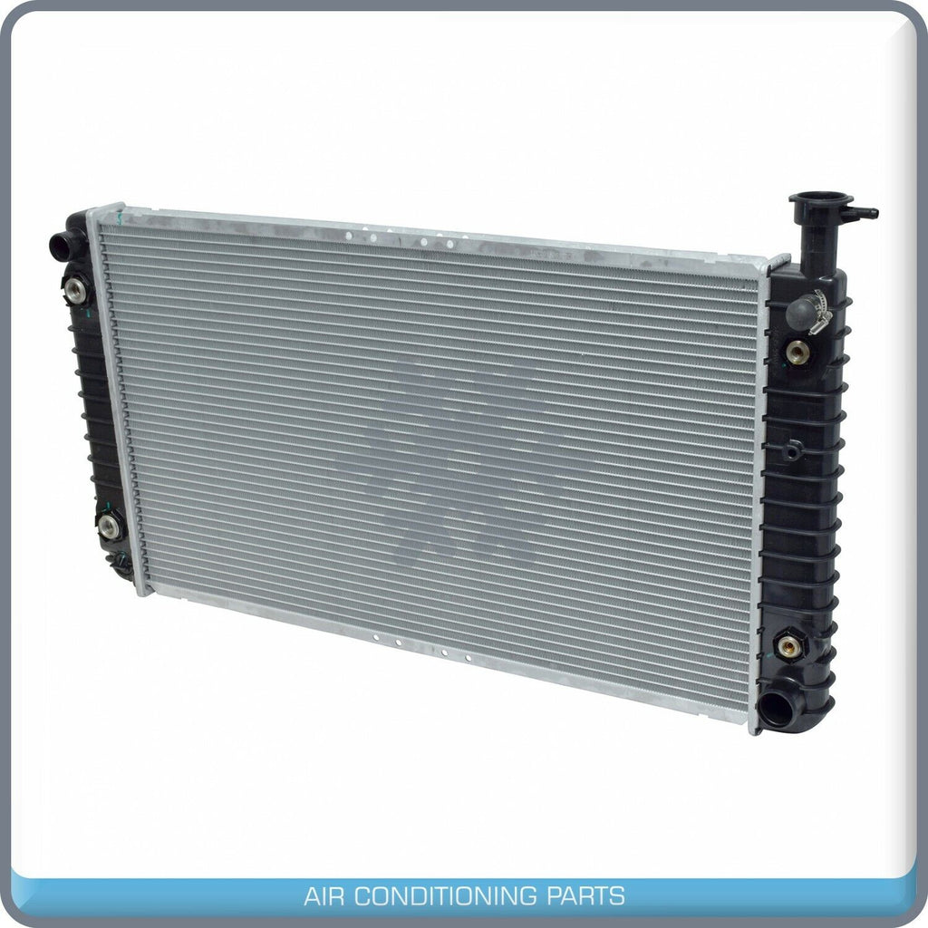 NEW Radiator fits Chevrolet Express, G30 / GMC G3500, Savana.. QU - Qualy Air
