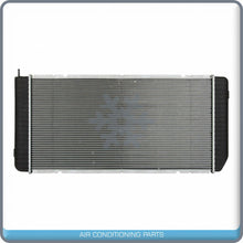 Cargar imagen en el visor de la galería, Radiator for Chevrolet Express 2500, Express 3500 / GMC G3500, Savana... QOA - Qualy Air