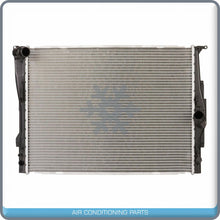 Cargar imagen en el visor de la galería, NEW Radiator for BMW 128i, 323i, 325i, 325xi, 328i, 328xi, 330i, 330xi, Z4.. - Qualy Air