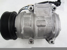 Cargar imagen en el visor de la galería, A/C Compressor OEM Denso 10PA17C for Jaguar Vanden Plas, XJ8, XJR, XK8, XK... QR - Qualy Air