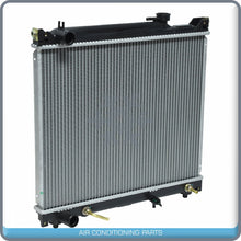 Load image into Gallery viewer, New Aluminum Radiator for Chevy Tracker / Suzuki Grand Vitara, Sidekick, Vitara - Qualy Air