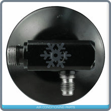 Load image into Gallery viewer, New AC Receiver Drier for Case IH/ New Holland/ Ford - OE# 86026354 / 84058791 - Qualy Air