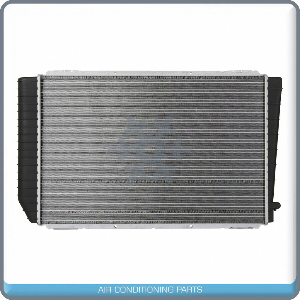 NEW Radiator for Ford Crown Victoria, Grand Marquis / Lincoln Town Car / ... QOA - Qualy Air