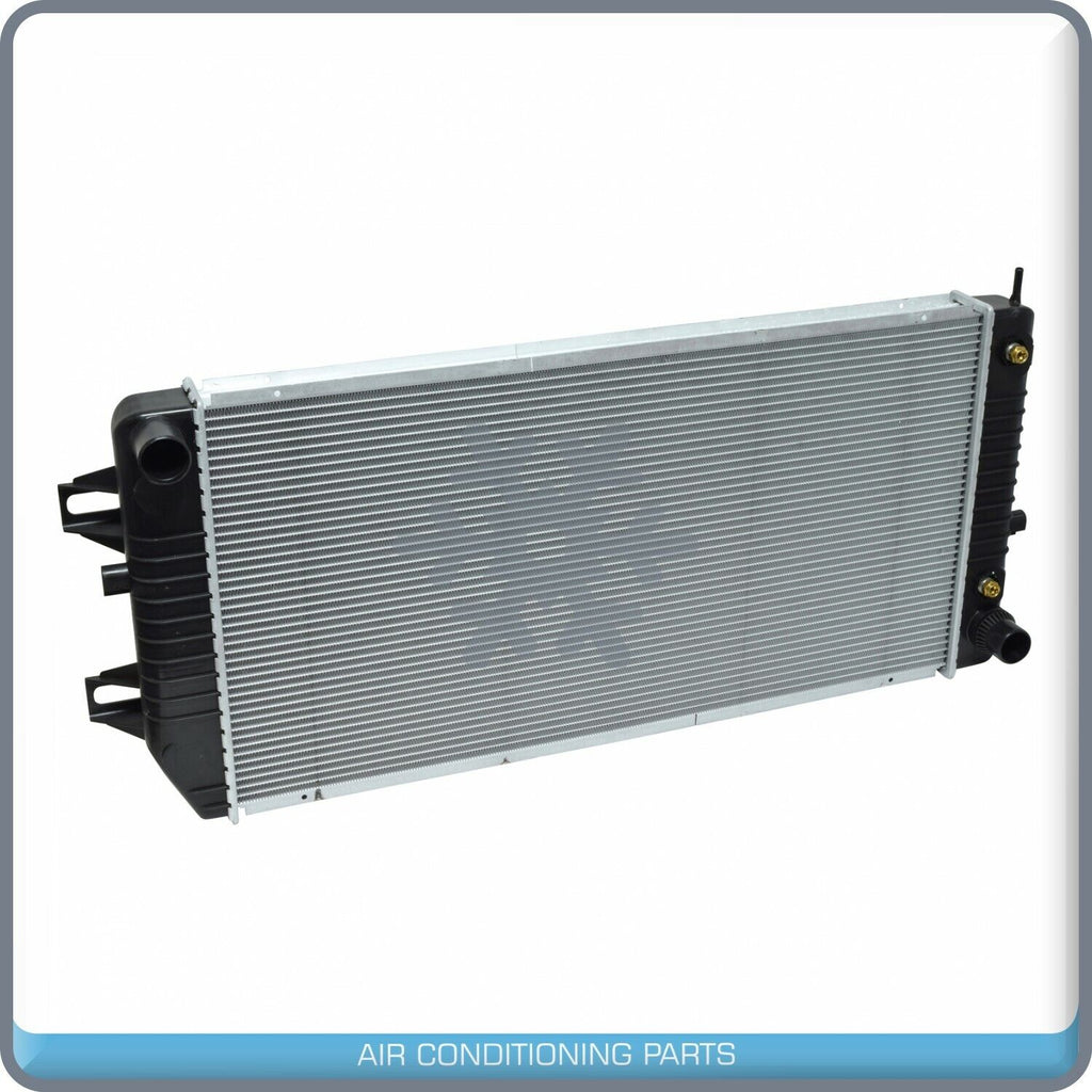 NEW Radiator fits Chevrolet Express / GMC Savana  QU - Qualy Air