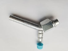 Cargar imagen en el visor de la galería, BEADLOCK A/C FITTINGS FEMALE O RING, 10X45 DEGREE WITH SERVICE PORT - Qualy Air