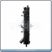 Load image into Gallery viewer, Radiator for Ford Crown Victoria, Grand Marquis / Lincoln Town Car / M... QL - Qualy Air