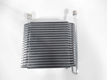Cargar imagen en el visor de la galería, A/C Evaporator for OE# 15-6795 52464049 QR - Qualy Air