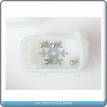 Load image into Gallery viewer, Fuel Pump For BMW 330i 330Ci 328i 328Ci 325xi 325i 325Ci 323Ci 323i E8416M QOA - Qualy Air