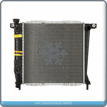 Load image into Gallery viewer, Radiator for Ford Bronco, Explorer, Ranger / Mazda B3000 QOA - Qualy Air