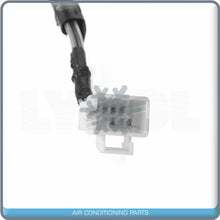 Cargar imagen en el visor de la galería, Black Rear View Side Power Heated Mirror Right Side fit 08-18 Prostar Lonestar - Qualy Air