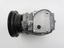 Cargar imagen en el visor de la galería, A/C Compressor OEM Denso 10PA15C for Toyota 4Runner, Land Cruiser, Pickup,... QR - Qualy Air