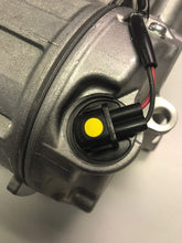 Cargar imagen en el visor de la galería, A/C Compressor OEM Denso 7SEU17C for Mercedes-Benz C240, CLK320, CLK350, C... QR - Qualy Air