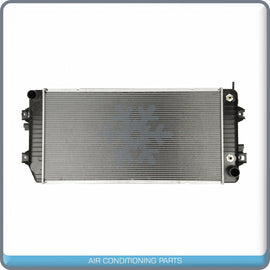 Radiator for Chevrolet Express 2500, Express 3500, Express 4500 / GMC... QOA - Qualy Air