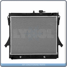 Load image into Gallery viewer, Radiator for Chevrolet Colorado / GMC Canyon / Hummer H3, H3T QL - Qualy Air