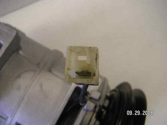 A/C Compressor DKS15CH for UD 1400 QR - Qualy Air