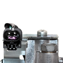 Cargar imagen en el visor de la galería, A/C Compressor OEM Acdelco 7SAS17A for Cadillac Escalade, Escalade ESV / C... QR - Qualy Air