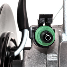 Cargar imagen en el visor de la galería, A/C Compressor fits John Deere Tractor - Denso REF 471008530 - Qualy Air