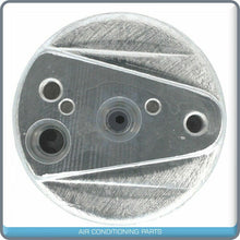 Load image into Gallery viewer, A/C Receiver Drier fits Caterpillar/ John Deere/ Komatsu/ Kubota - OE# 4333461 - Qualy Air
