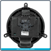 Load image into Gallery viewer, New A/C Blower Motor Freightliner M2 106, 112 - 2002 to 2015 - OE# VCC929709R - Qualy Air