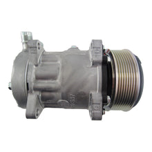 Cargar imagen en el visor de la galería, New OEM A/C Compressor for New Holland - OE# 82016158 QR - Qualy Air