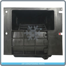 Cargar imagen en el visor de la galería, New OEM BOSCH Blower Motor w/ Fan Assembly 24 Volt - OE# 0130063814 - Qualy Air