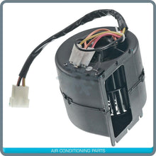 Cargar imagen en el visor de la galería, New A/C Blower Motor Assembly 12V / 3 Speed - OE# 008-A100-93D - Qualy Air