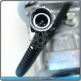 New OEM A/C Compressor for Case Tractor Magnun 335/340/370/380 - OE# 86993463 - Qualy Air