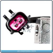 Cargar imagen en el visor de la galería, A/C Compressor OEM HS18 for Dodge Ram 2500, Ram 3500, Ram 4500, Ram 5500 QR - Qualy Air
