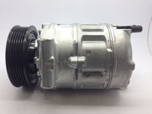 Cargar imagen en el visor de la galería, A/C Compressor OEM Denso 7SEU16C for Audi A3 / Seat Toledo / Volkswagen Be... QR - Qualy Air