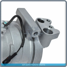 Cargar imagen en el visor de la galería, NEW A/C Compressor for Isuzu NPR / Mitsubishi L200 2.5L - 2006 to 2011 - Qualy Air