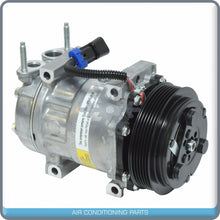 Cargar imagen en el visor de la galería, New A/C Compressor for International / Navistar - OE# 3627952C1 - Qualy Air