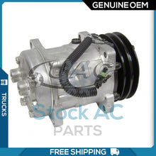Load image into Gallery viewer, A/C Compressor OEM Sanden SD7H15 for Freightliner / Versatile QR - Qualy Air