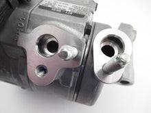Load image into Gallery viewer, A/C Compressor OEM Denso 10SRE18C for Chrysler 300 / Dodge Challenger, Cha... QR - Qualy Air