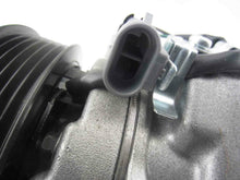 Load image into Gallery viewer, A/C Compressor OEM Acdelco 10SE18F for Chevrolet Express 2500, Express 350... QR - Qualy Air