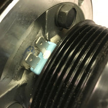 Cargar imagen en el visor de la galería, A/C Compressor OEM Acdelco R4 for Chevrolet / GMC / Oldsmobile QR - Qualy Air