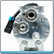 Cargar imagen en el visor de la galería, New A/C Compressor For VOLVO VNL, VNM, VT, VN 2008 - OE# 20501069 - Qualy Air