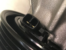 Load image into Gallery viewer, A/C Compressor OEM Denso SCS06C for Toyota Echo, Yaris QR - Qualy Air