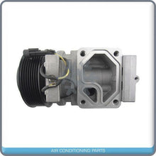 Cargar imagen en el visor de la galería, New A/C Compressor fits John Deere Tractors &amp; Telescopic Handlers - Qualy Air