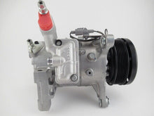 Cargar imagen en el visor de la galería, A/C Compressor OEM 7SB16H for Lexus IS300 QR - Qualy Air
