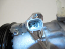 Cargar imagen en el visor de la galería, A/C Compressor OEM Denso 5TSE10C for Toyota Yaris, Yaris R QR - Qualy Air
