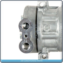 Load image into Gallery viewer, New OEM A/C Compressor for Freightliner Cascadia 125, 113, DD13, DD15 ISX - Qualy Air