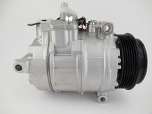Load image into Gallery viewer, A/C Compressor 7SEU17C for Mercedes-Benz C55 AMG, CLK55 AMG, CLK550, CLK63... QR - Qualy Air
