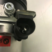 Cargar imagen en el visor de la galería, A/C Compressor OEM SS96D1 for BMW 318i, 318is, 318ti, Z3 QR - Qualy Air